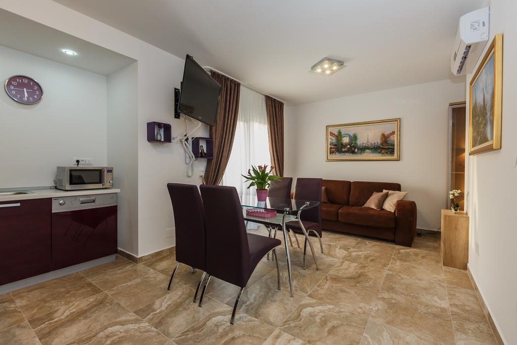 Villa Apartments Katja Trogir Luaran gambar